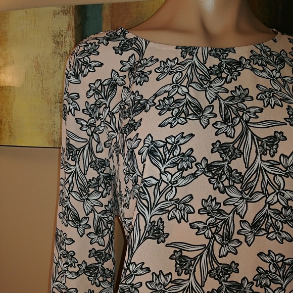 WORTHINGTON RUFFLE SLEEVE & HEM PRINT Beautiful Print Flare Sleeve - Picture 6 of 6
